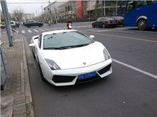 蘭博基尼全新自拍體驗(yàn) 在上海安致汽車租賃產(chǎn)品中心盡享豪車風(fēng)范